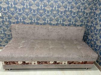 Софа в отличном состоянии с момента покупки прошло 6 месяцев