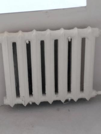 Продам чугунный батарея