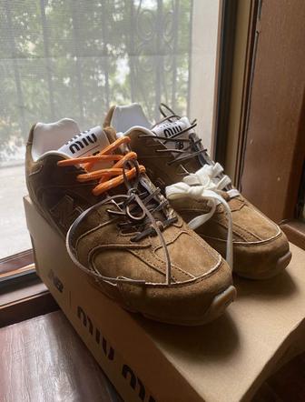 Кроссовки New Balance Miu Miu