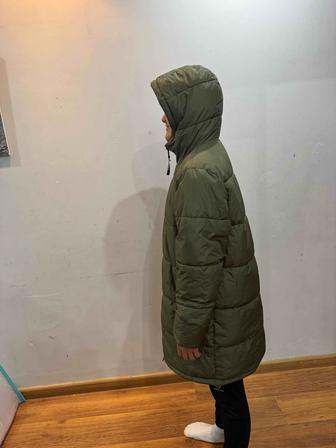 Куртка зеленого цвета , зимняя