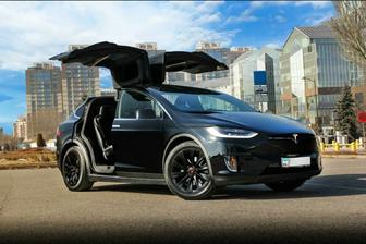 Аренда Tesla Model X с водителем