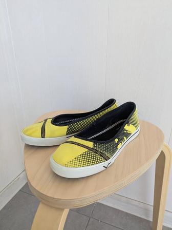 Женские слипоны Vans