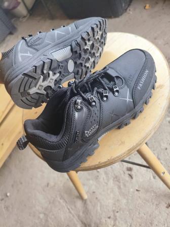 Ботинки 39размера