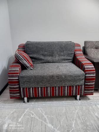 Продам диван и кресло