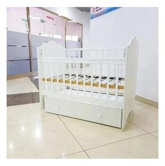 Продам срочно кроватку