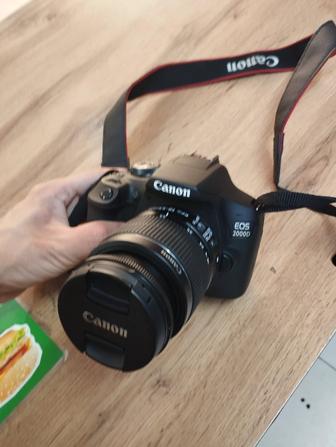 Canon 2000D