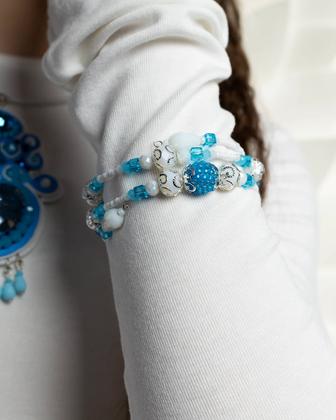 Продается дизайнерские украшения ручной работы браслет, серьги и т.д.