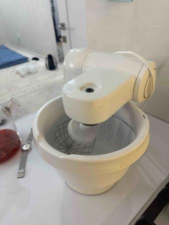 Продам планетарный миксер Boch