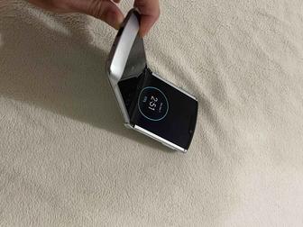 Смартфон Motorola Razr 5G 8/256GB Silver