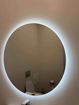 Продам зеркало круглое с подсветкой