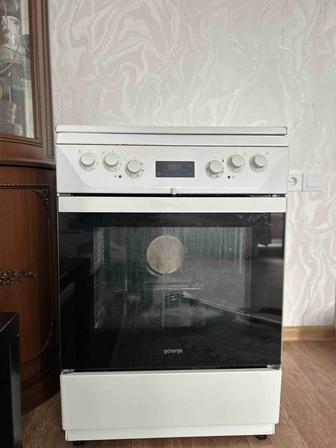 Продам электрическую плиту