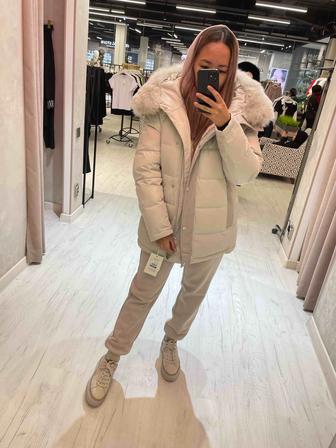 Продам женскую зимнюю куртку