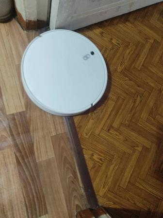 Робот пылесос