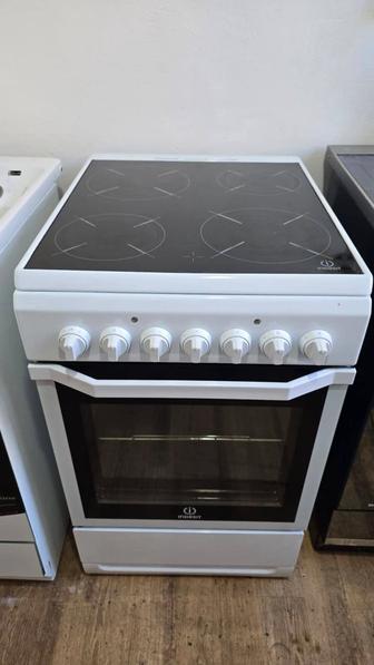 Плита стекло керамика Indesit