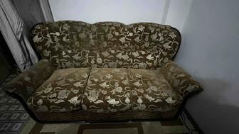 Продам раскладной диван и кресла