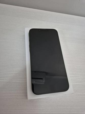 Продаю iPhone 13