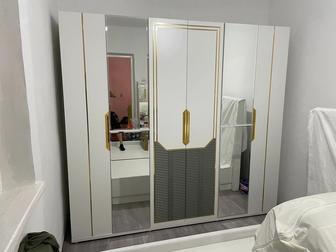 Продам спальный гарнитур