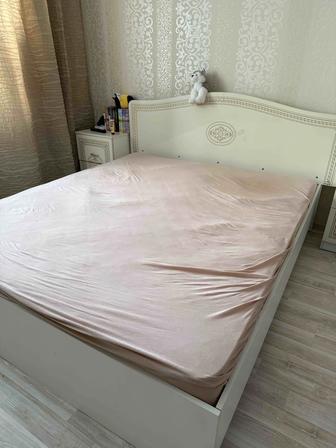 Шкаф ,кровать с матрасом