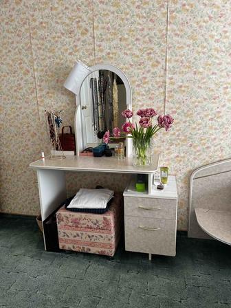 Срочно продам спальный гарнитур