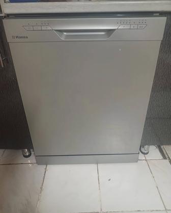 Продам посудомоечную машину