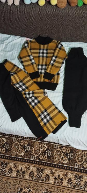 Продам вещь тройка на девочку