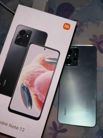 Продам телефон