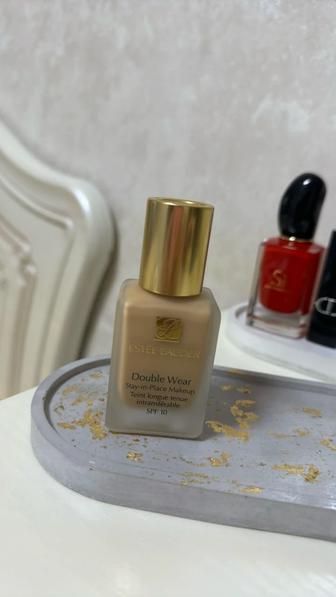 Продам тоналку от Estee Lauder