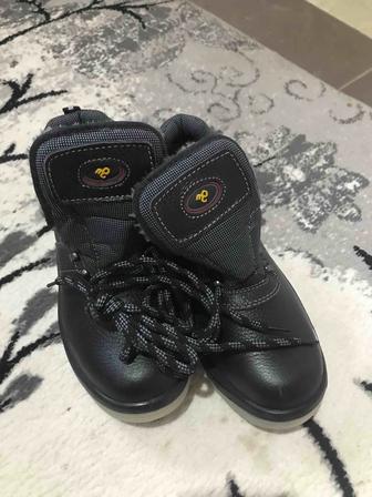 Спецботинка