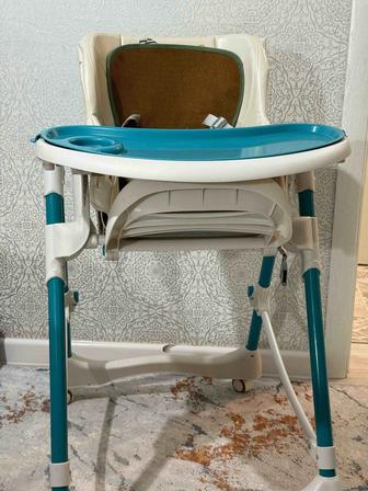 детский столик для кормления