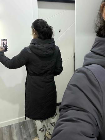 Продам женскую зимнюю куртку