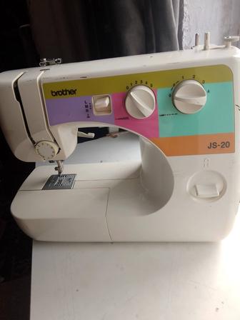 Продажа Электро швейной машинки