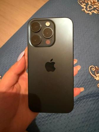 Продам iPhone 15 pro 256gb