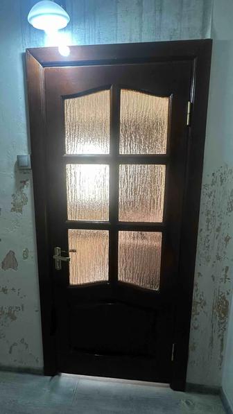 Продам входную и межкомнатные двери