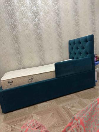 Продаю кровать