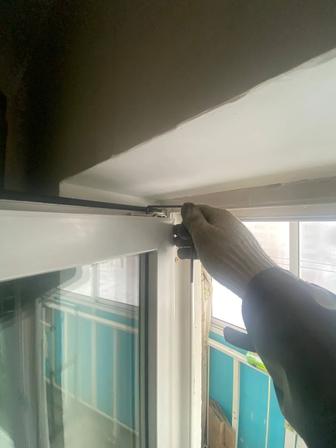 Устранение продувание и замена уплотнительной резины ручек, навесов, механи