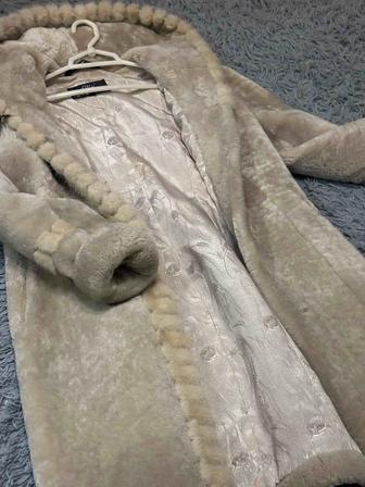 Шуба цигейковая, женская