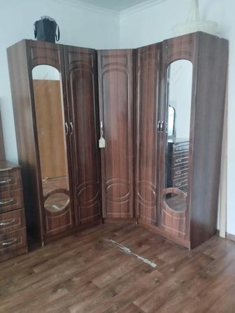 Продам шифоньер