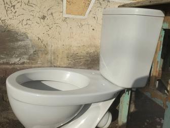 Унитаз керамика свежая в хорошем состоянии