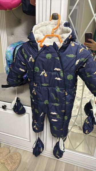 Продам детский комбинезон