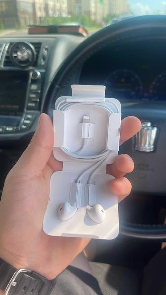 Наушники EarPods IPhone 11