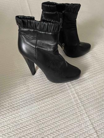 Женские ботильоны