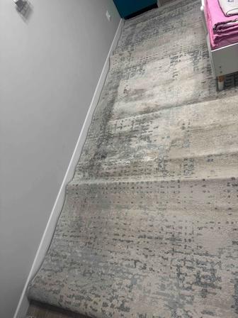 Продам ковер срочно