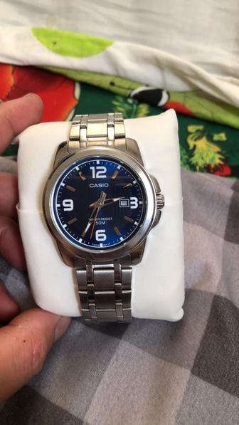 Продам Часы Casio б/у носил пару раз почти как новый