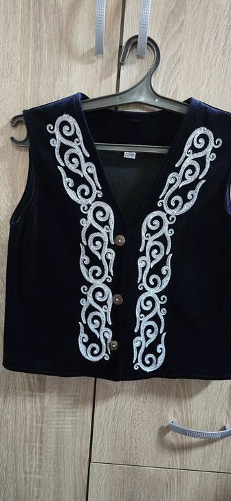 Национальные жилет