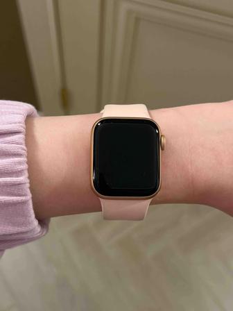Продам часы Apple Watch