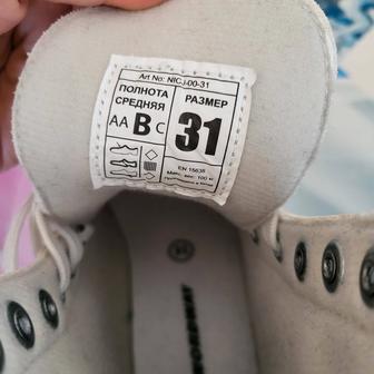 Продам детские коньки