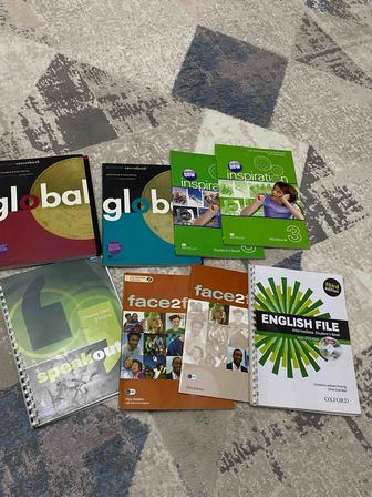 Продам книги за 5000(есть торг) и отдам даром цветную бумагу.