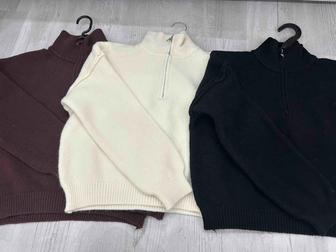 Свитера теплые все цвета есть и доставка тоже есть по левому берегу