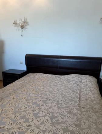 Продам спальный гарнитур