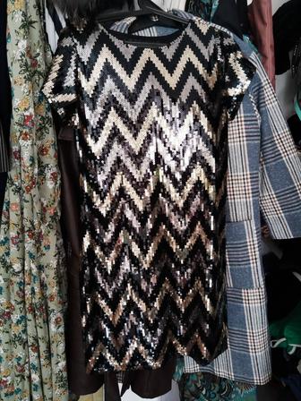 Платье вечернее